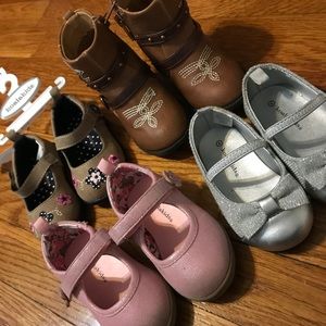 4 pairs of baby girl shoes! All perfect condition